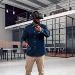 HTC Vive Pro 2 Full Kit - Image 5